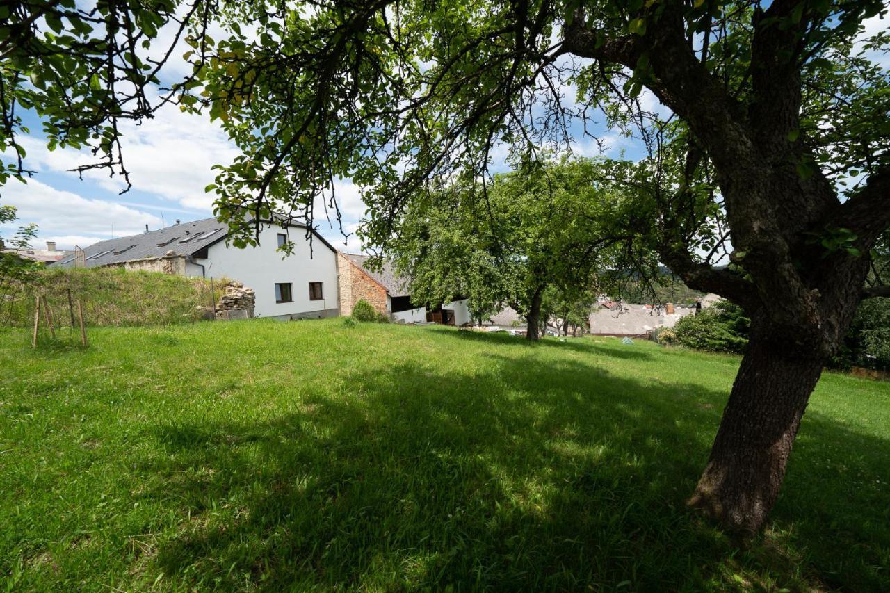 Apartmany Na Sumave Stachy Exteriör bild